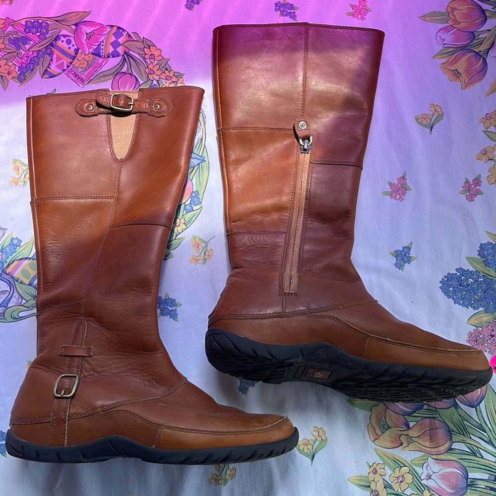 Classic Brown Leather Women's Knee-High Boots
